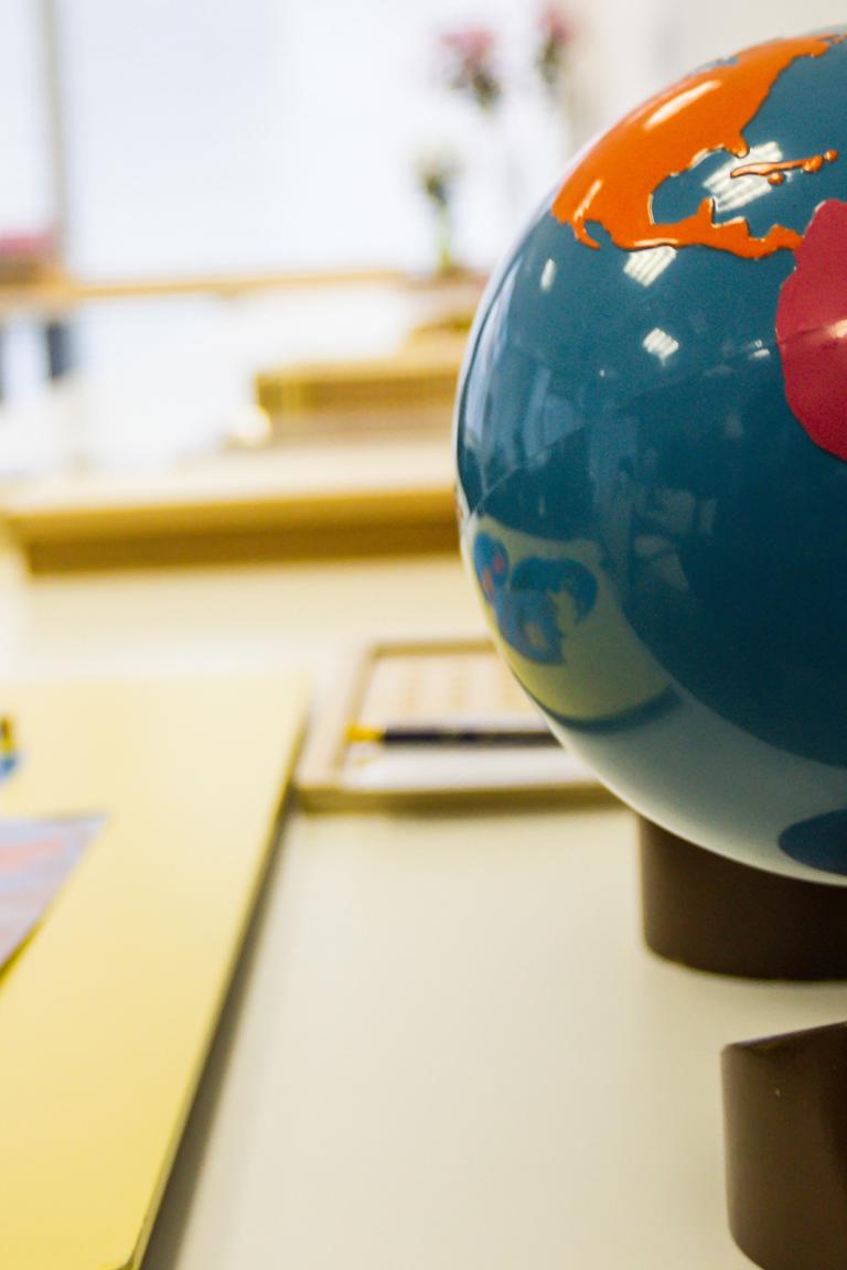 Globe and puzzle map